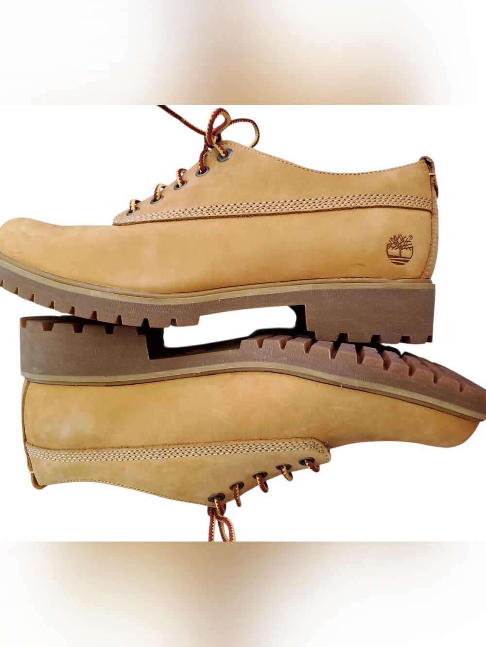 Timberland Women's 10 Wheat Nubuck Oxford Low Cut LaceUp Waterproof  Fall Hiking
